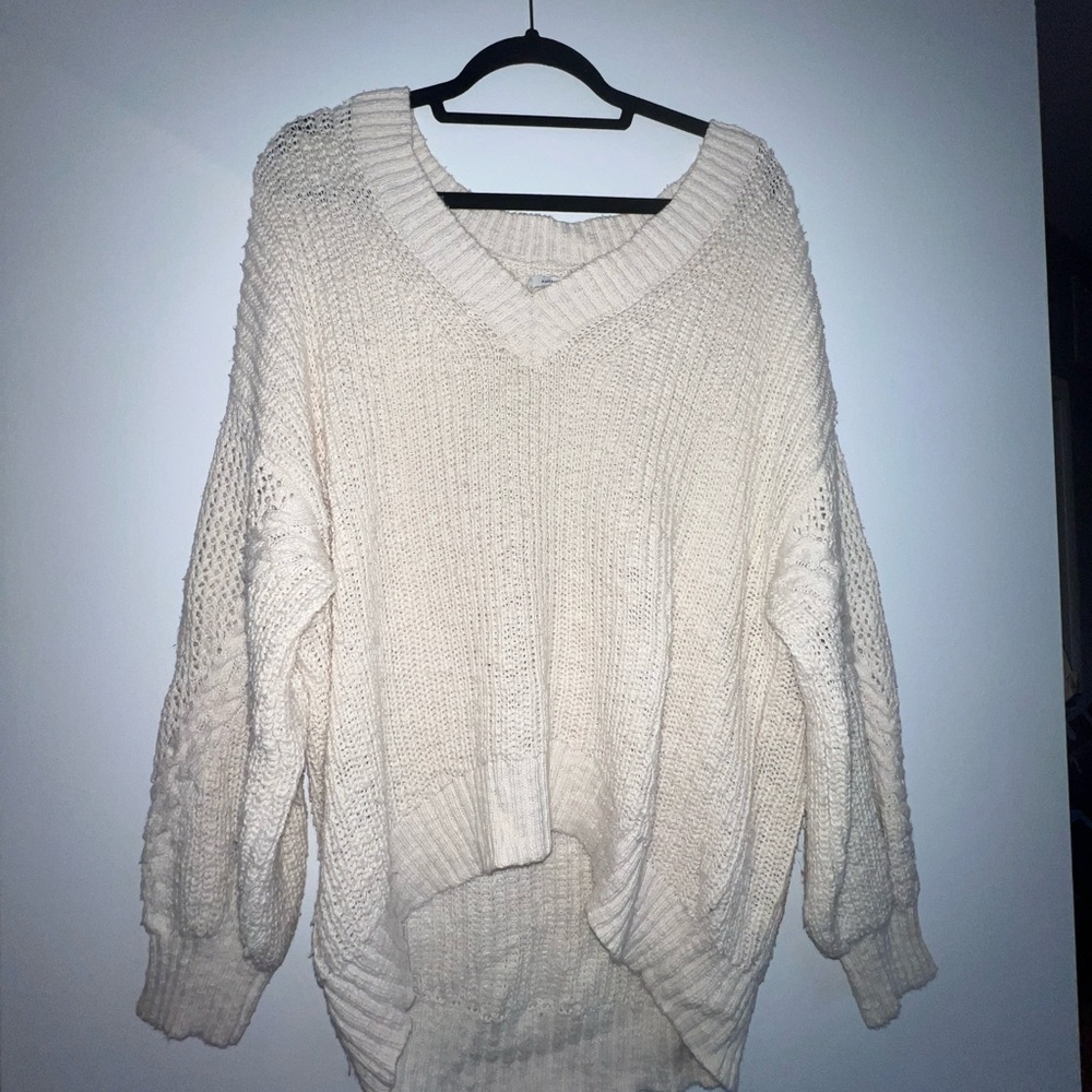 Cream, American Eagle sweater